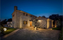 Casa vacanza per 8 persone con sauna, Croatia, Ugljan Città, Ugliano