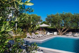 Crowonder Sun Dance Apartments- Apartment A2 with Heated Swimming Pool, Seaview and Green Garden, Croatia, Santi Filippo e Giacomo, Zara