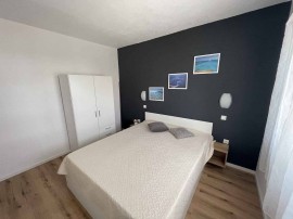 50m² Ferienwohnung für 4 Gäste & Hund mit Balkon und seitlichem Meerblick & Pool, Croatia, Zaravecchia, Zara