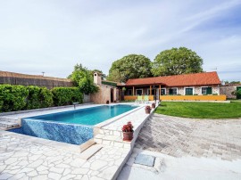 Tranquilla casa vacanze con piscina a Kakma, Croatia, Kakma, Zara