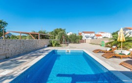 Holiday Home Ema with pool, Croatia, Zaravecchia, Zara