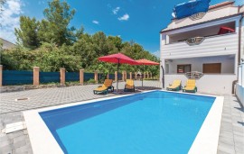 Casa vacanza per 8 persone con terrazza, Croatia, Poschiane, Zara