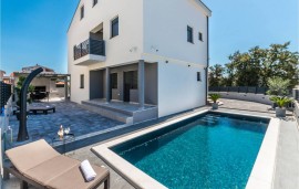 Appartamento vacanze per 4 persone con piscina, Croatia, Zaravecchia, Zara