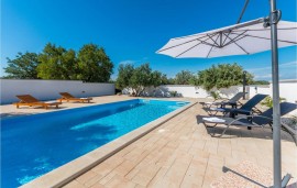 Casa vacanza per 4 persone con terrazza, Croatia, Zaravecchia, Zara