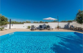 Casa vacanza per 4 persone con terrazza, Croatia, Zaravecchia, Zara