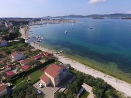 Apartments Citrine on the beach, Croatia, Zaravecchia, Zara