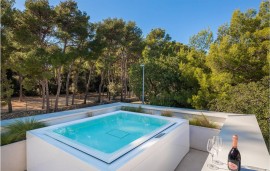 Casa vacanza per 10 persone con piscina