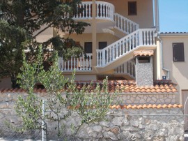 Ferienwohnung Maksan im zweiten Og mit Terrasse