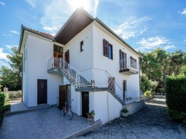 Modern Apartment in Dalmatia with Terrace