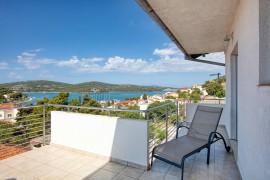 Appartamento vacanze per 3 persone con terrazza, Croatia, Stretto Croazia, Dalmazia Terrafferma