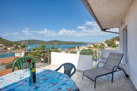 Appartamento vacanze per 3 persone con terrazza, Croatia, Stretto Croazia, Dalmazia Terrafferma