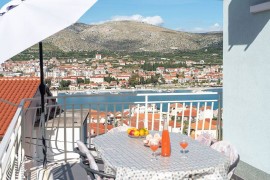 Anto - 3 bedroom apartment in Trogir, Croatia, Traù, Ciovo