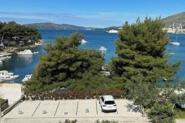 Homerez - Appartamento spazioso a Trogir con parcheggio, Croatia, Okrug Gornji, Ciovo
