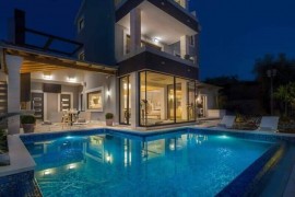 Fabulous Entire Villa With Pool And Gym, Croatia, Traù, Regione spalatino-dalmata