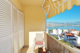 Zdenka -one bedroom apt with sea view for 2+2, Croatia, Traù, Ciovo