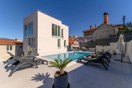 This is a brand new villa that has a private swimming pool and an amazing view, Croatia, Traù, Ciovo