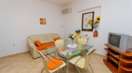 Ferienwohnung für 3 Personen (30 m²) in Trogir, Croatia, Traù, Ciovo