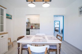 Uncle Albert's, 2-room apt for 4, Trogir center, Croatia, Traù, Regione spalatino-dalmata