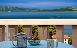 Bellissimo appartamento per due persone con vista mare a Trogir vicino alla spiaggia, Croatia, Okrug Gornji, Ciovo