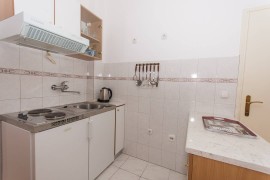 Apartments Mastelić - One Bedroom Apartment with Balcony and Sea View, Croatia, Traù, Ciovo