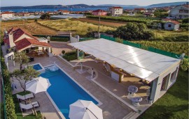 Casa vacanza per 8 persone con terrazza, Croatia, Traù, Regione spalatino-dalmata