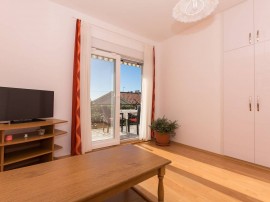 Apartments Mastelić - Three Bedroom Apartment with Terrace and Sea View, Croatia, Traù, Ciovo