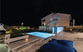 Casa vacanza per 10 persone con terrazza, Croatia, Kornic, Krk (Croazia)