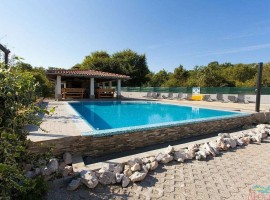 Il confortevole residence per vacanze ad Arbana, Croatia, Vantacici, Krk (Croazia)