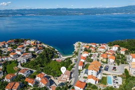 Beachfront Apartment Betty, Croatia, Verbenico, Krk (Croazia)