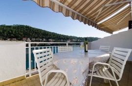 Apartments Kuzma - One-Bedroom Apartment with Balcony and Sea View