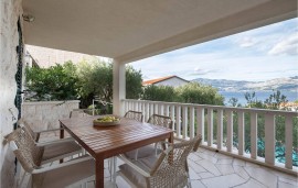 Casa vacanza per 8 persone con terrazza, Croatia, Postire, Brac