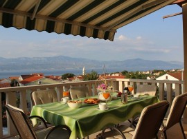 Apartments Sweet Life - Three-Bedroom Apartment with Terrace and Sea view (Renata) (St)