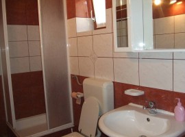 Appartamento in Vallo della Brazza (Bol) con vista mare, balcone, Climatizzazione, Wifi (652-1)