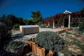 Holiday House Robinson: gioiello sulla spiaggia con jacuzzi