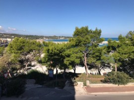 2 km dalla spiaggia: Cassaforte, AC, Frigorifero, Lavatrice