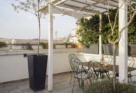 Winnili Terrace Apartment, Italia, Trani, Via Francigena