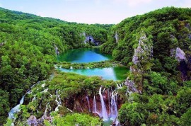 Secluded holiday home at Plitvice Lakes