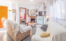 Accogliente appartamento 2BR: WiFi, A/C, Terrazza, 900m dalla spiaggia, Spain, El Palo (Málaga), Malaga