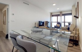 Appartamento chic di 70 mq con parcheggio, aria condizionata, cucina, piscina e WiFi, Spain, Cruz de Humilladero, Malaga