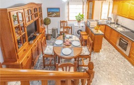 Accogliente appartamento 2BR: WiFi, A/C, Terrazza, 900m dalla spiaggia, Spain, El Palo (Málaga), Malaga