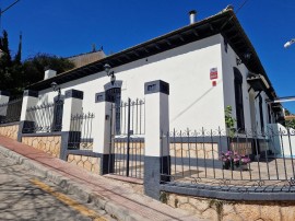 Historic 1936 Villa Near Pedregalejo Beach, Renovated 2023, Málaga, Spain, Málaga (Este), Malaga