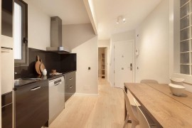 Two bedroom apartment with balcony - C211 Barcelona, Italia, Barcelona Centre, Barcellona