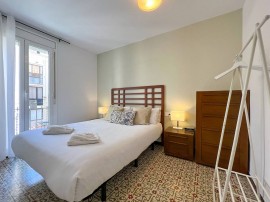 Authentic and cute apartment near camp Nou, Italia, Sants-Montjuïc, Barcellona