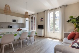 Eixample, central, large, 4 bedrooms, Italia, Barcelona Centre, Barcellona