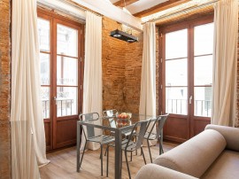 Appartamento vacanze per 4 persone con balcone, Italia, Barcelona Centre, Barcellona