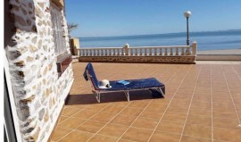 Beachfront apartment with Patio & Private Terrace, Mar Menor, Costa Calida