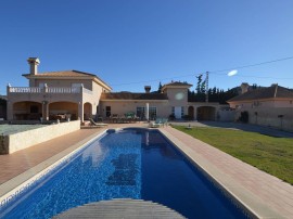 Spaziosa villa con piscina privata a El Algar, Mar Menor, Costa Calida