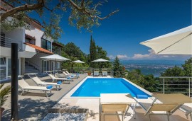 Casa vacanza per 19 persone, Croatia, Abbazia Croazia