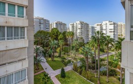 Beatitudine sulla spiaggia: Appartamento moderno con piscina e parcheggio, Spain, El Cabo de las Huertas, San Juan Playa