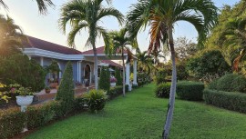 Bellissimo bungalow con piscina all'aperto in comune e a 2 km dalla spiaggia sabbiosa, Thailand, Cha Am, Provincia di Phetchaburi